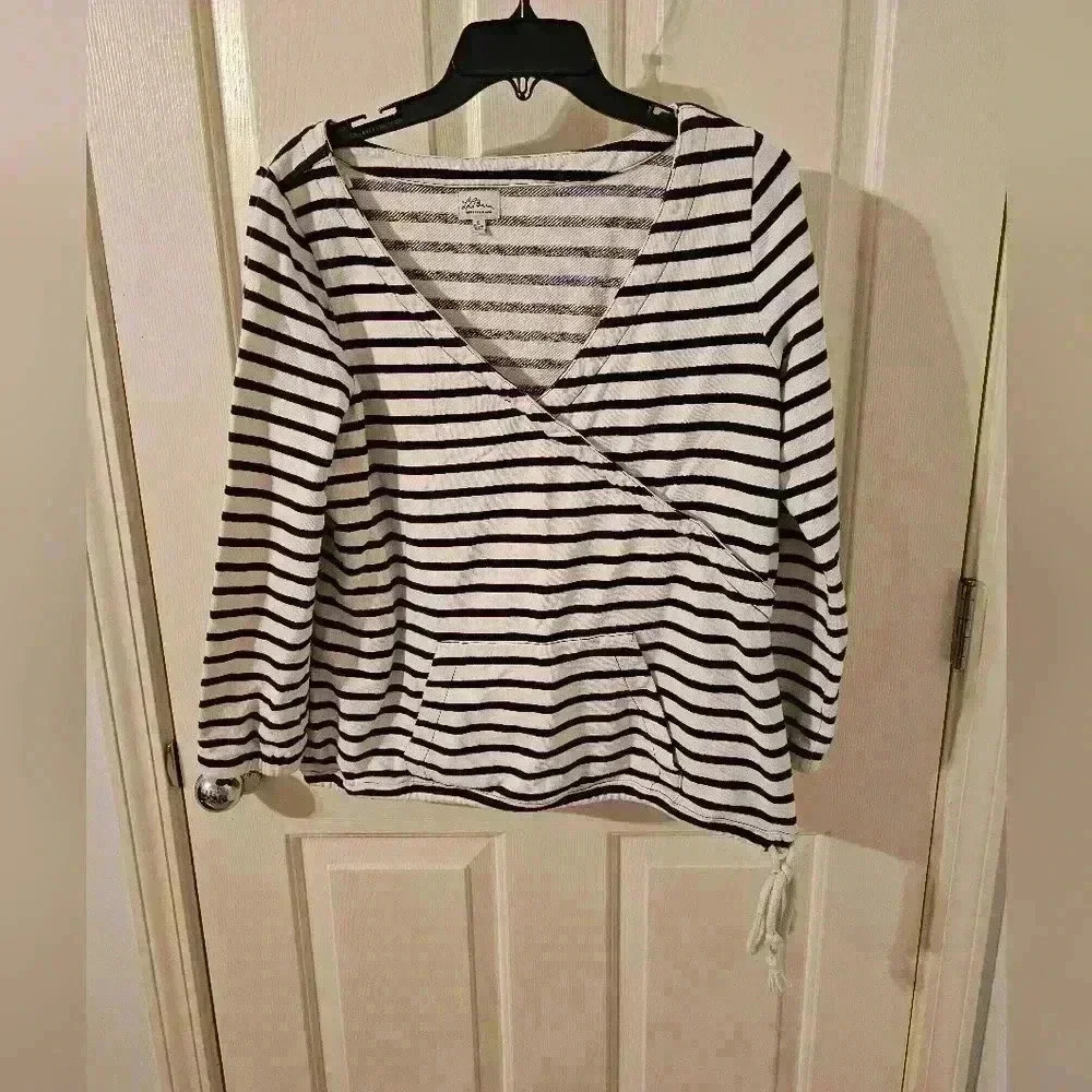 Vintage LL Bean Striped VNeck Bottom Tie Shirt Size L